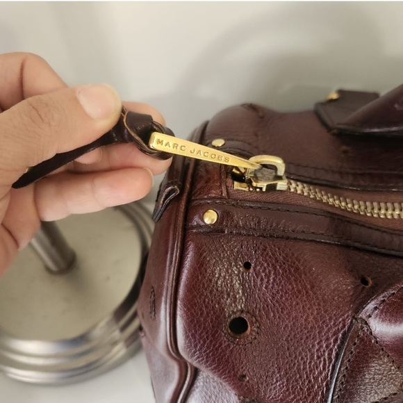 Like New!Marc Jacob's ( Made in Italy), Laser Cut Brigittte Brown Satchel bag - Picture 8 of 14